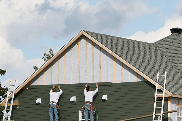 Professional Emergency Siding Repair technician working in Zoar, OH